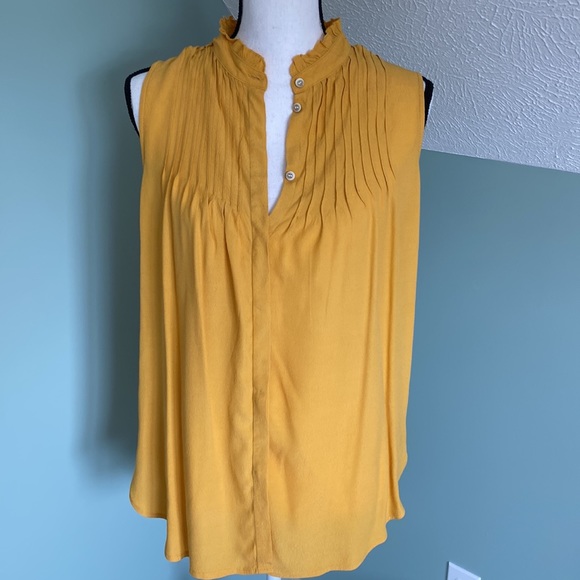 Treasure & Bond Gold Pleated Top - Picture 5 of 14